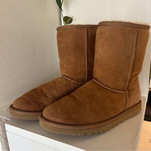 Ugg Classic Boots Size 7 Women's